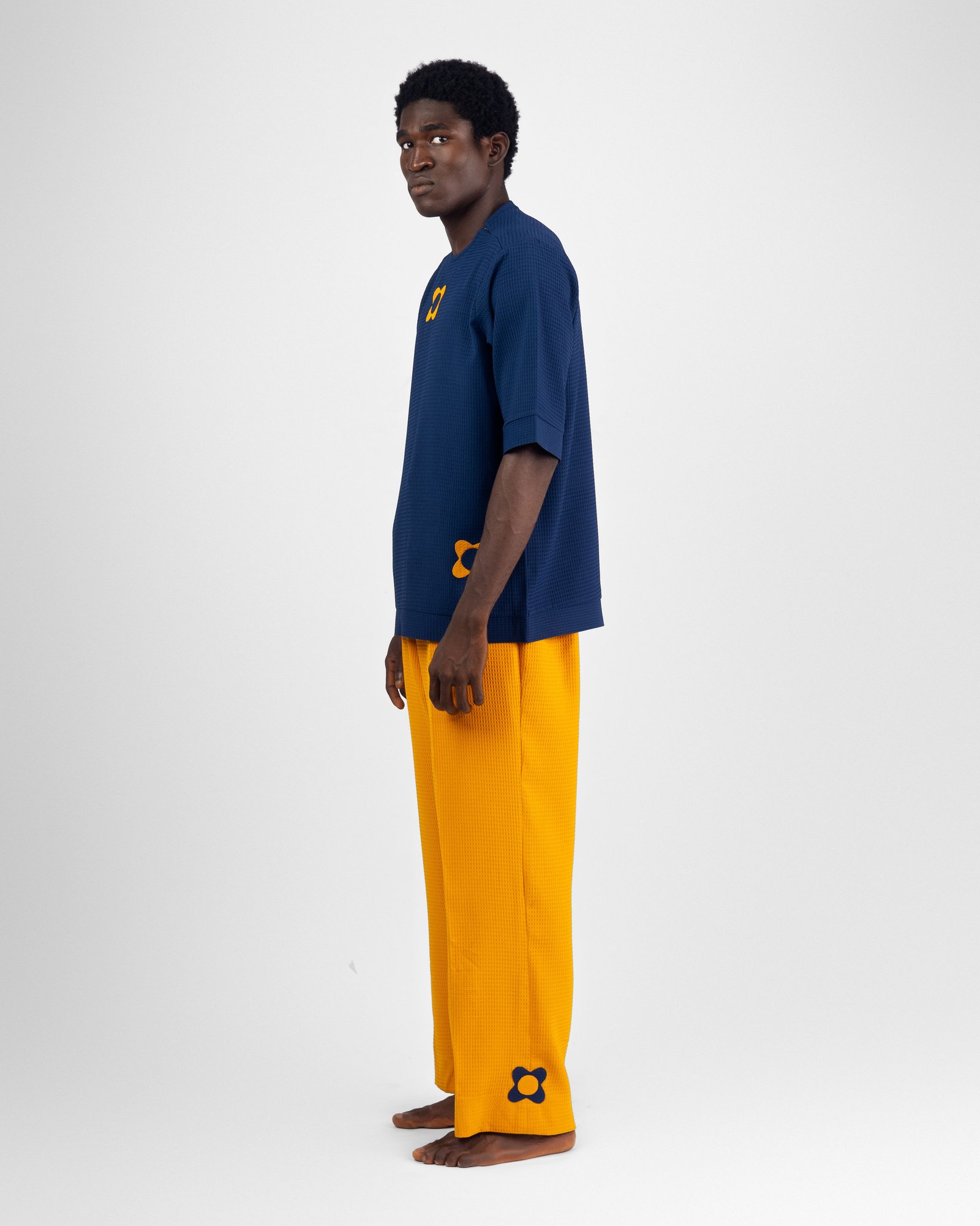 EASY WEAR 101 - Image 26